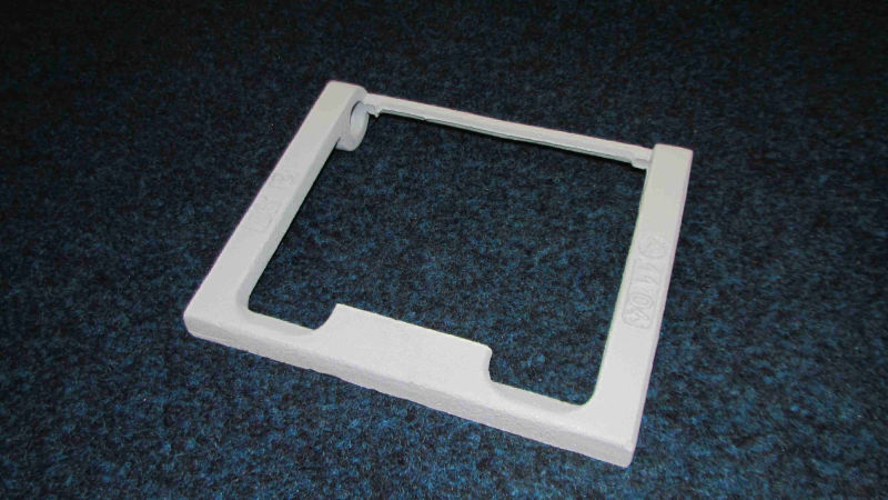 Krycí rámeček čepu